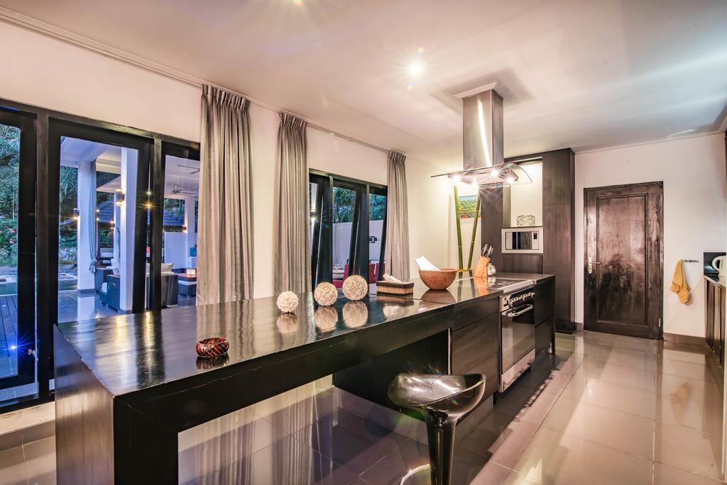 Stunning Villa Lily Lovina  Exterior photo